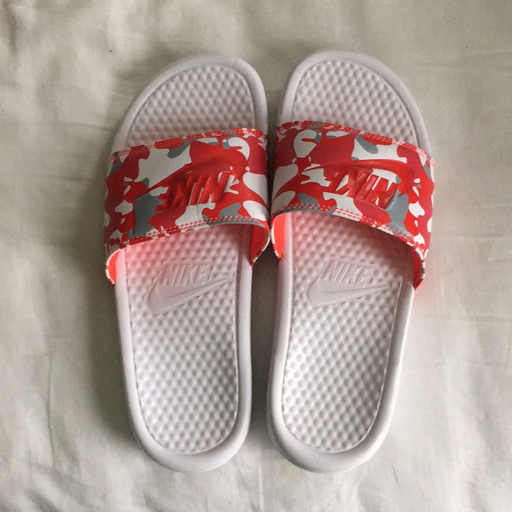 Nike Sliders
